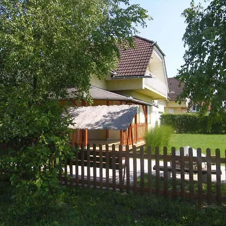 Holiday In 19424